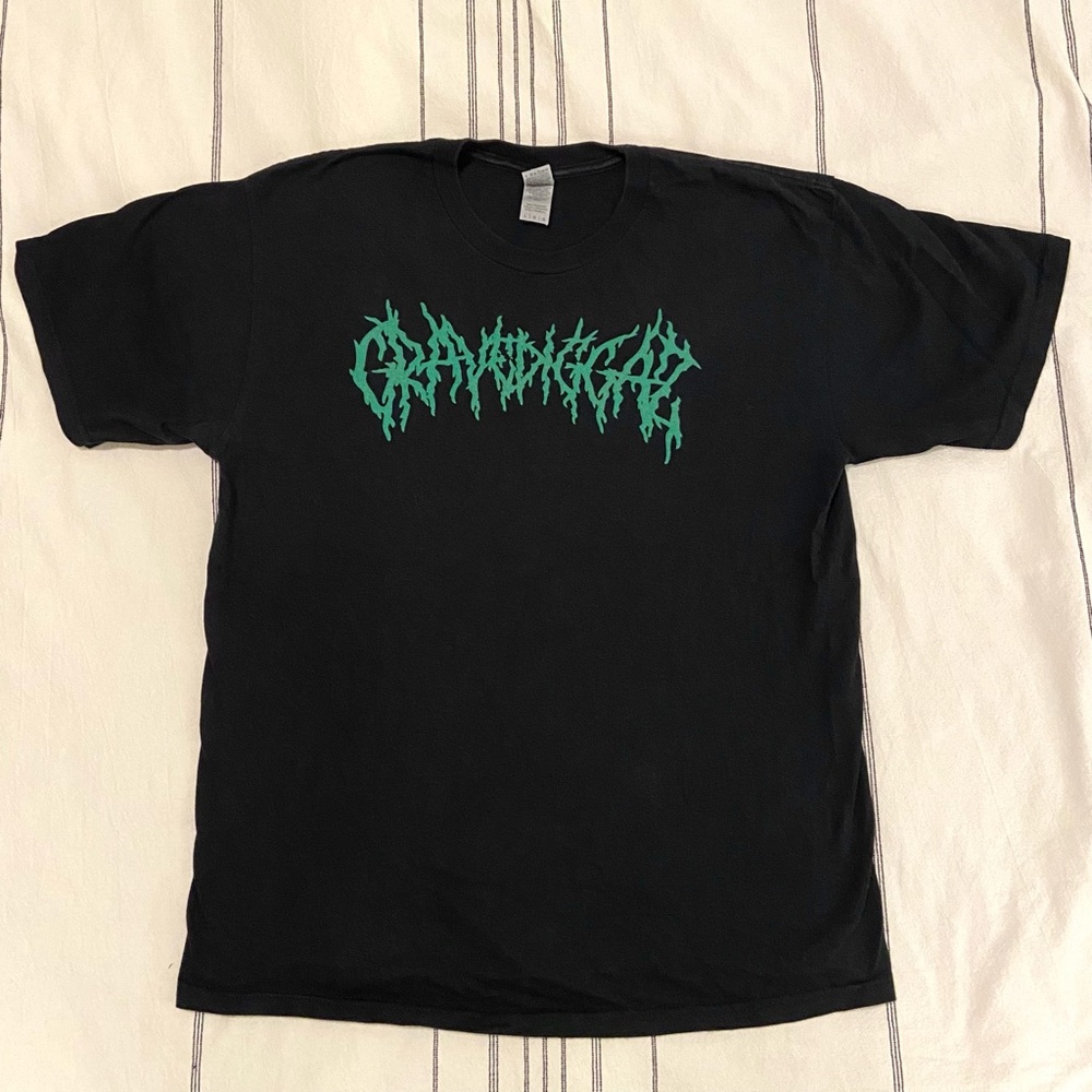 Black Gravediggaz T-Shirt. Size large.